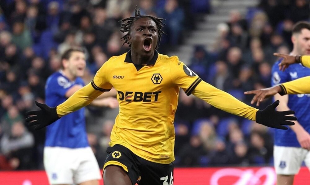 ليفربول يتقدم سباق ضم موهبة وولفرهامبتون الصاعدة.. صراع إنجليزي ثلاثي على ماني 1 ليفربول-ماني-وولفرهامبتون