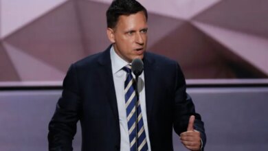 وثائق تكشف استخدام إيبستين لمسؤول روسي بصلات استخباراتية لجمع معلومات 31 إيبستين ومسؤول روسي: وثائق جديدة