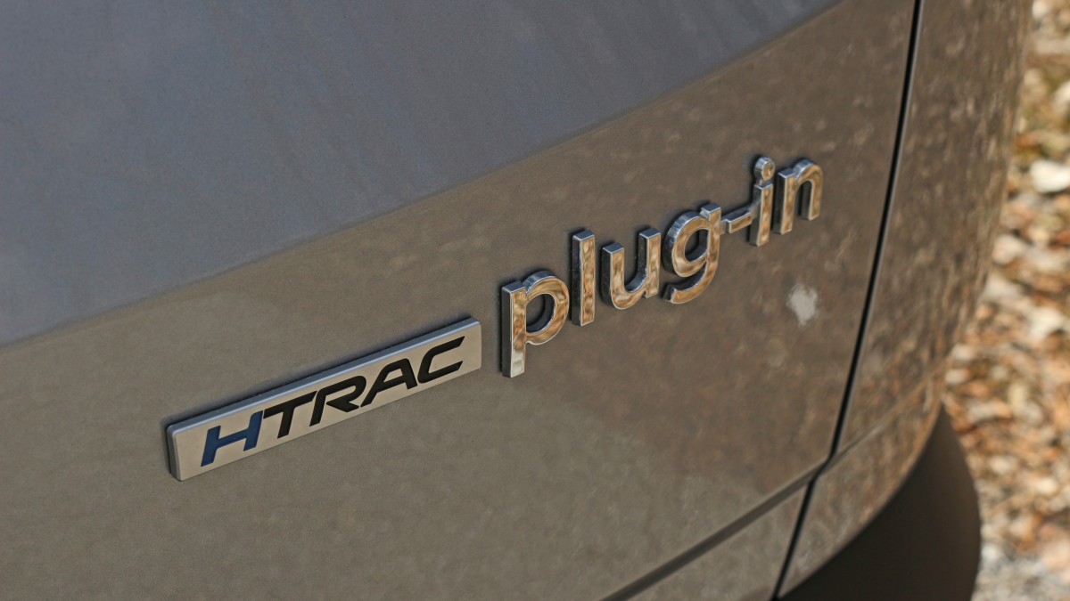 هجينة-قابلة-للشحن-استهلاك-وقود-حقيقي