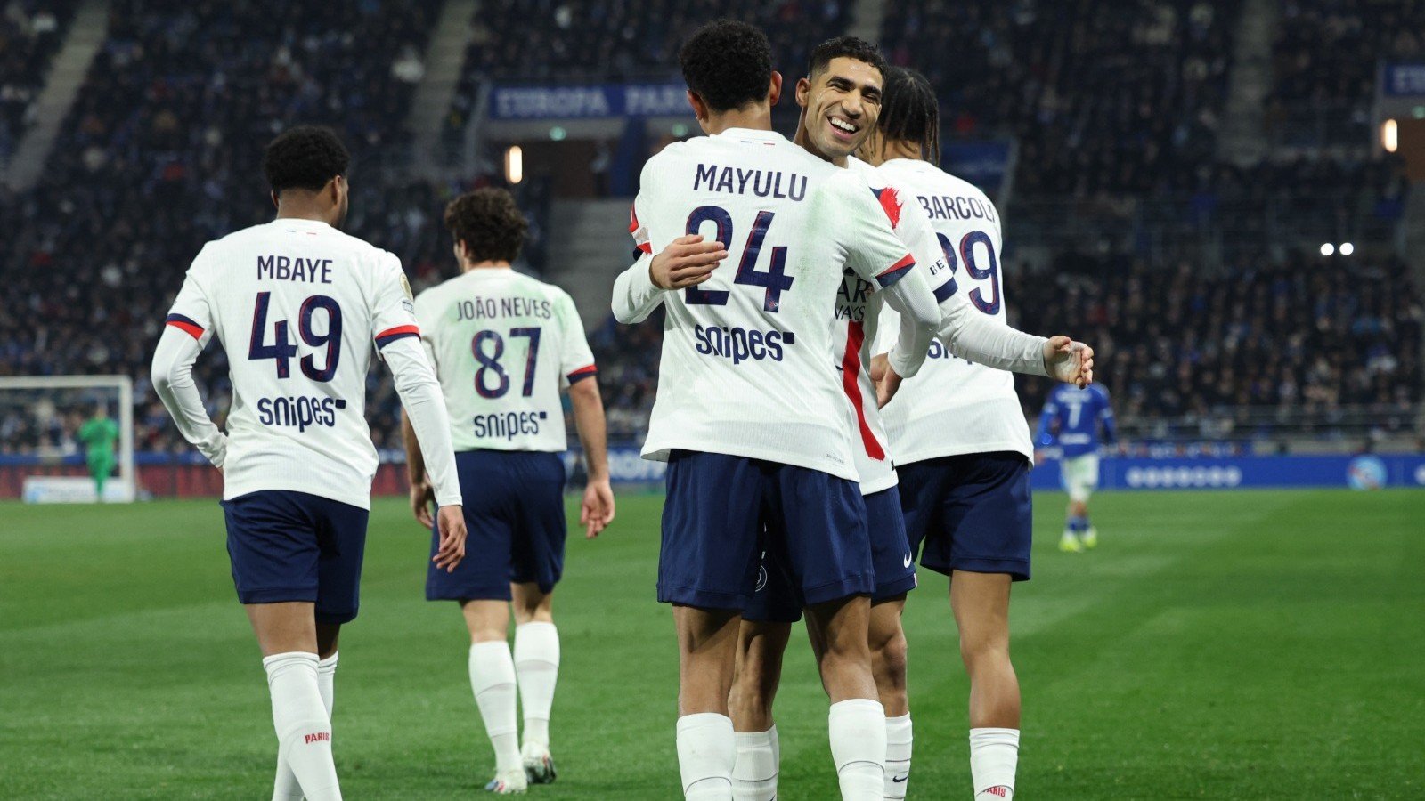 سان جيرمان يعود للصدارة