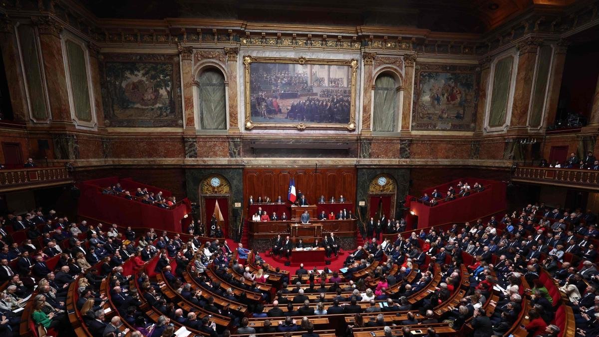 قرار لافت في البرلمان الفرنسي: تعليق دخول مساعد برلماني على خلفية اتهامات بضلوعه في اعتداء مميت 1 فرنسا-تعليق-مساعد-برلماني-اعتداء-مميت