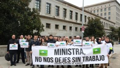 جوع الذكاء الاصطناعي للطاقة: هل تنقذ المفاعلات النووية شبكات أوروبا وأمريكا من الانهيار؟ 2 الذكاء-الاصطناعي-الطاقة-النووية-أزمة-كهرباء