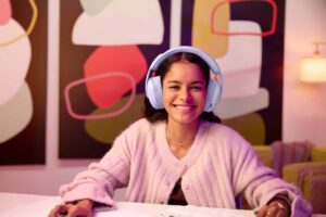 Logitech G325: سماعة ألعاب لاسلكية