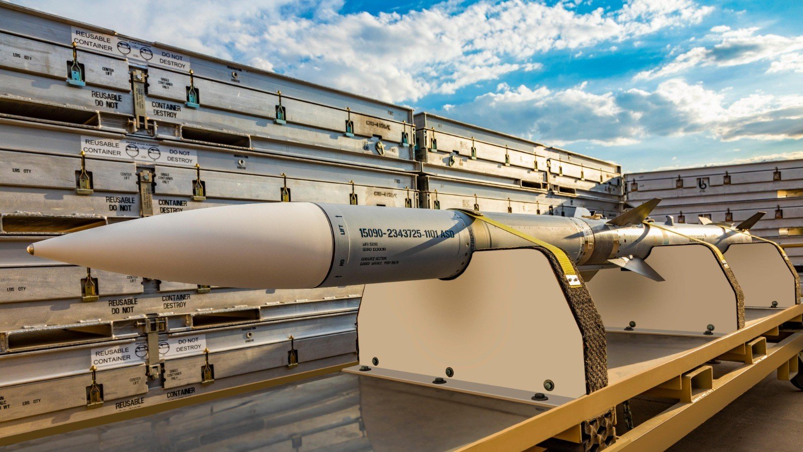 زيادة إنتاج صواريخ رايثيون