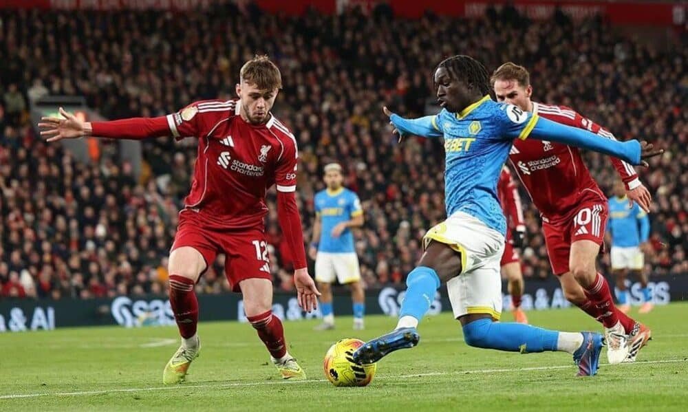 ليفربول-يونايتد-ماني-صراع-انتقالات