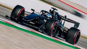 ألونزو يكشف تحديات AMR26