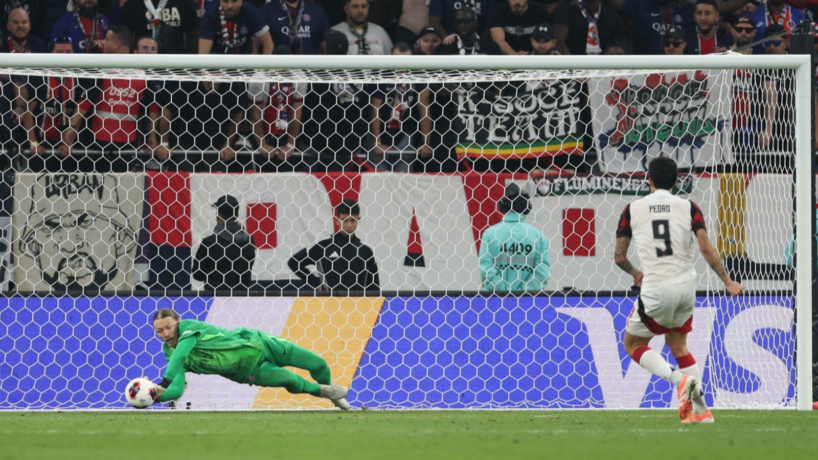 سافونوف-انريكي-ركلات-الجزاء