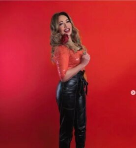 ليلى-علوي-عيد-الحب-إطلالة-جديدة