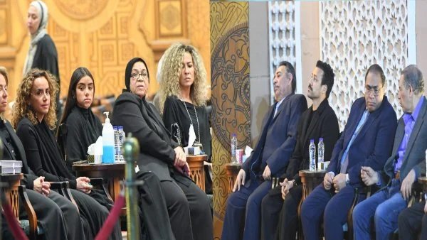 عزاء والد علا رشدي