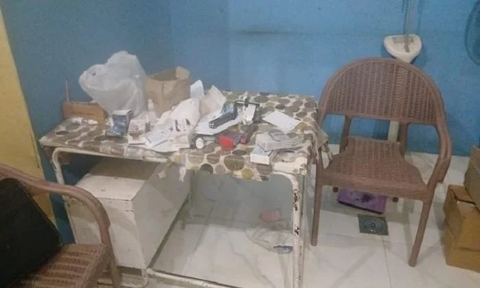 هيئة العلاج الحر بسوهاج تضبط صيدليًا انتحل صفة طبيب ومارس المهنة بصيدليته 1 ضبط صيدلي منتحل صفة طبيب بسوهاج