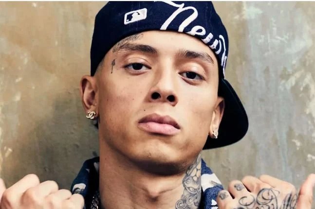 سنترال سي يعتنق الإسلام