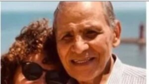 وفاة والد علا رشدي