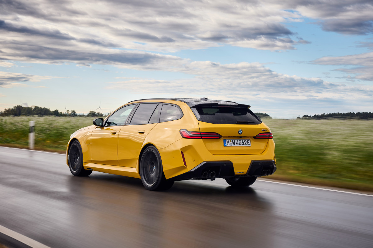 BMW-M-30-موديل-جديد-2029