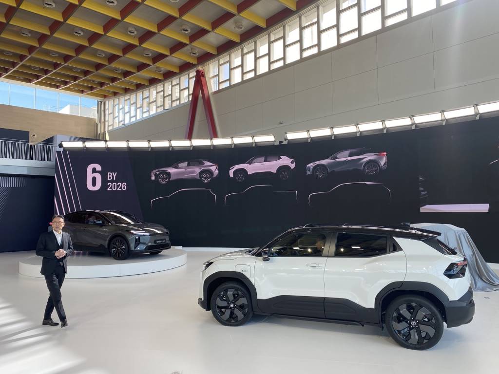 تويوتا-كهربائية-موديلات-جديدة-CHR-BZ4X-RZ