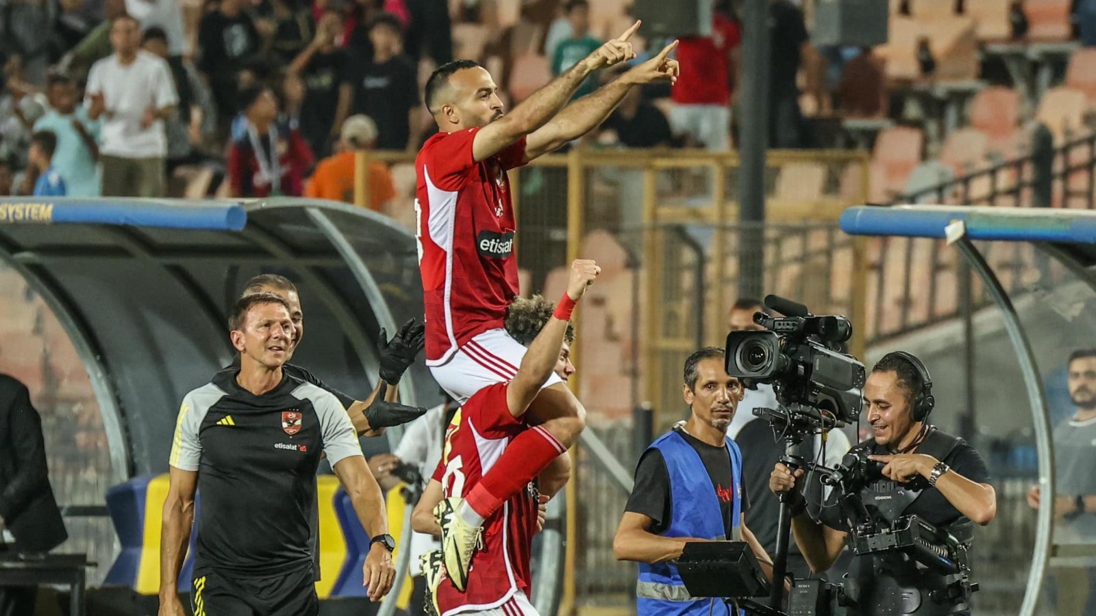 أفشة: الأهلي أهم من رونالدو والنصر