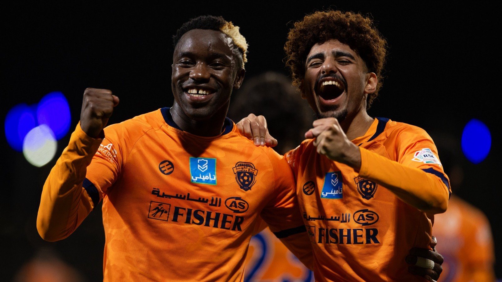 صدمة ثلاثية! الفيحاء يكتسح النجمة 3-0 وساكالا يرقص على أنغام روشن! 1 ساكالا يزلزل روشن