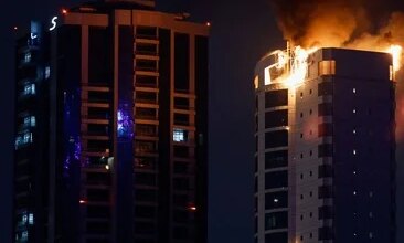 بريطانيا_مدمرة_المتوسط_أكروتيري