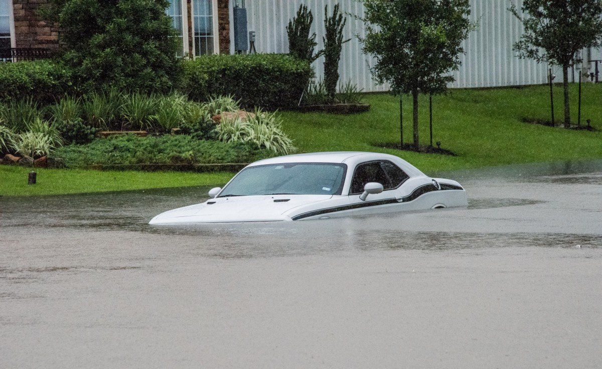 عواصف-شديدة-تهدد-المنطقة