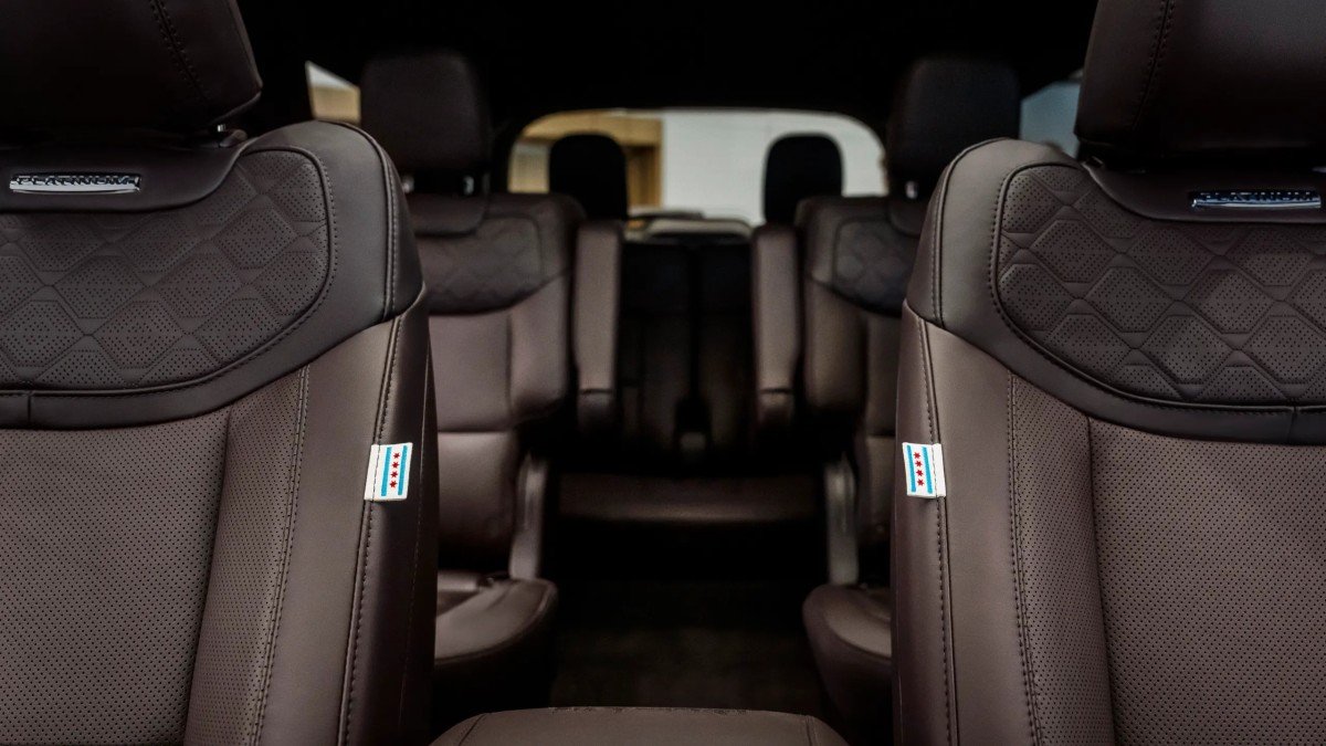 فورد-إكسبلورر-البابا