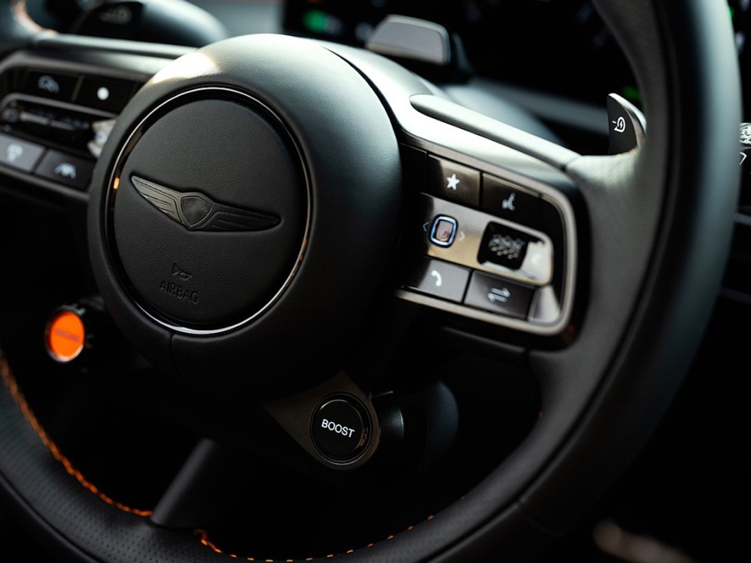 جنسيس GV60 ماجما: صراع الفخامة الكهربائية