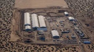 لوس أنجلوس تمنع موظفيها من العمل مع وكالات الهجرة الفيدرالية 1 لوس-انجلوس-تحظر-موظفيها-مع-الهجرة-الفيدرالية