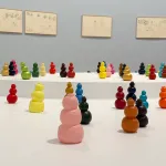 لعبة فيديو تُحدث ثورة في بينالي ويتني: الفن يتجاوز الشاشات التقليدية 2 لعبة_كاستانيدا_الفنية_بينالي_ويتني