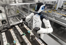 بي_ام_دبليو_روبوتات_بشرية_مصانع_الذكاء_الاصطناعي