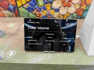 سامسونج-LEAD-2-0-شاشات-5000-شمعة-MWC