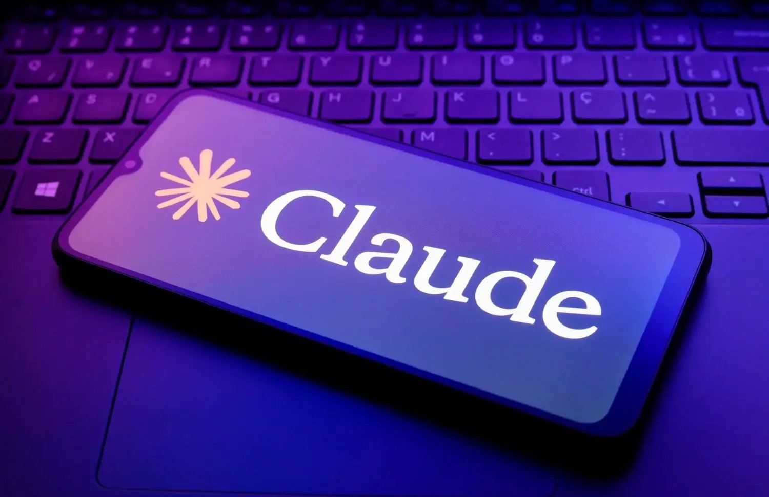 تعامل فعال مع كلود