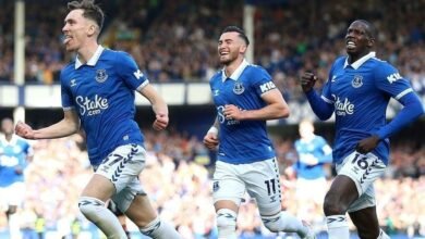 بات يطالب بعودة غارنر