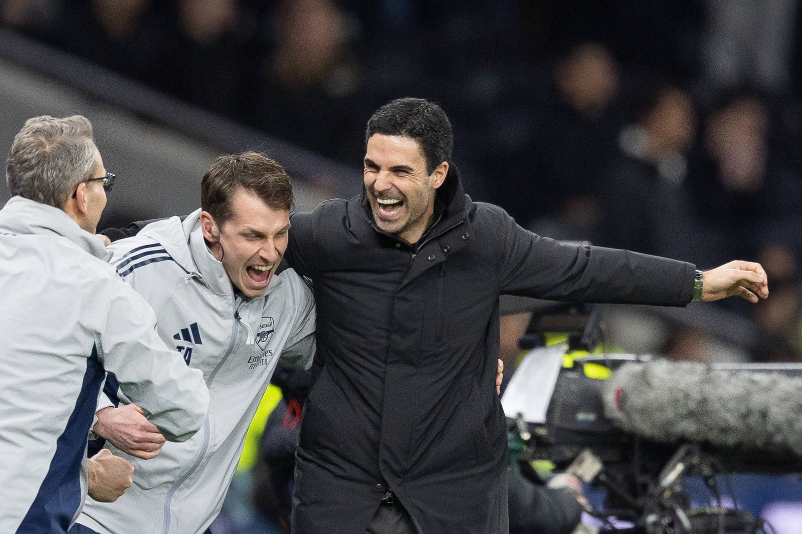 سبورتنج ضد آرسنال: تحليل وتوقعات