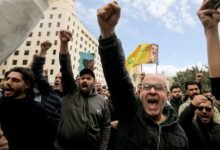 مفاوضات تحت النار