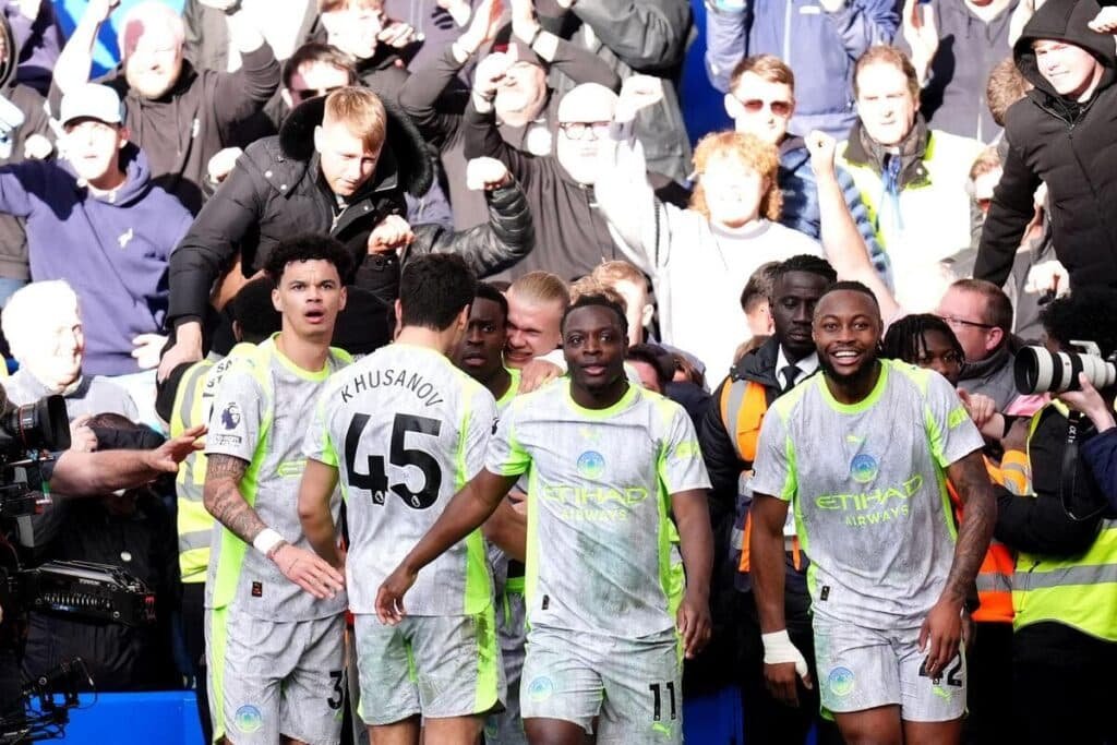 سيتي يهدد صدارة أرسنال