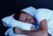 أسباب اليقظة في الثالثة فجراً