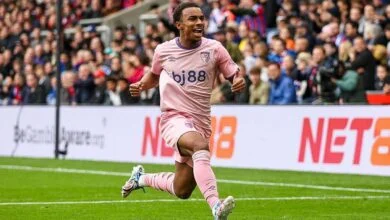 صراع ليفربول واليونايتد على كرويبي