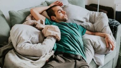 مخاطر الجلوس الطويل بيولوجياً