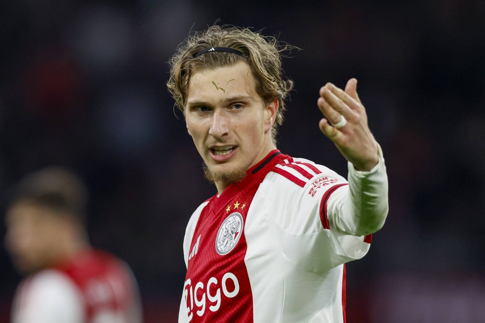 ميكا غودتس وأياكس