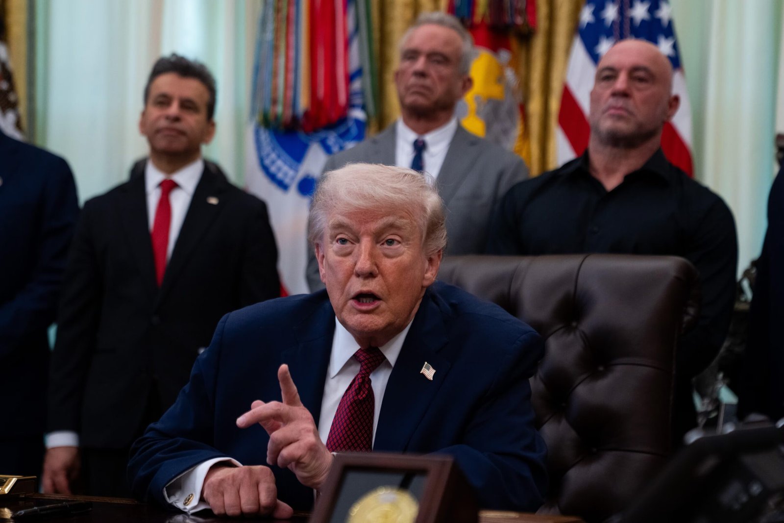 تهديدات ترامب لإيران