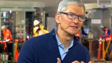 كوك يعترف بأخطاء آبل