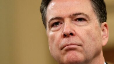 توقيف جيمس كومي