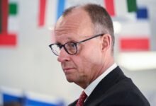 ميرز ينتقد الحزب الاشتراكي