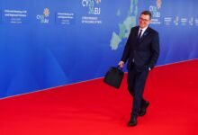 رئيس وزراء إستونيا في قبرص