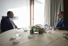 ترامب وميتسوتاكيس