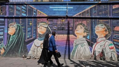 جداريات الحرب في طهران