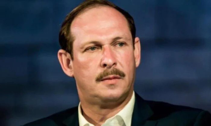 تعيين أيمن الشيوي