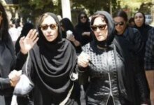 منع تصوير عزاء والد منة شلبي