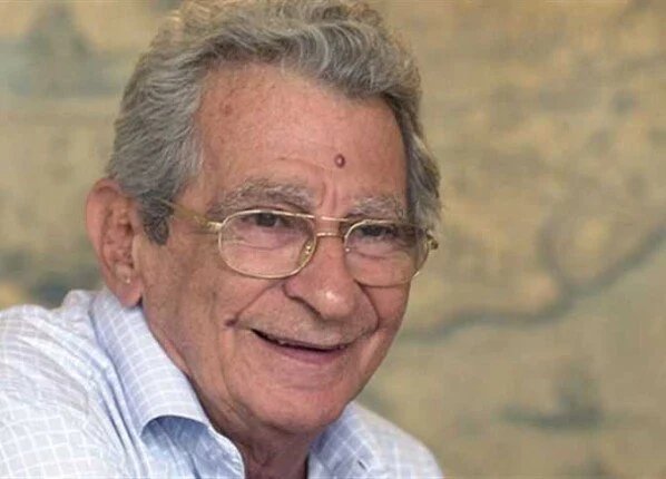 شاهين: الضوء الخافت