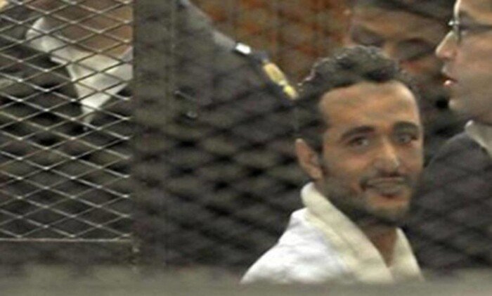 محاكمة أحمد دومة