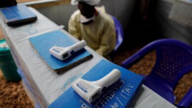 كينيا تحظر مراكز الإيبولا الأمريكية