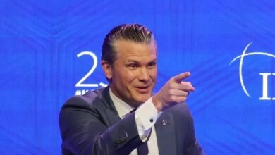 غموض يلف مصير «مسودة اتفاق» بين واشنطن وطهران بعد اجتماع غرفة الأزمات بالبيت الأبيض 2 مفاوضات واشنطن وطهران